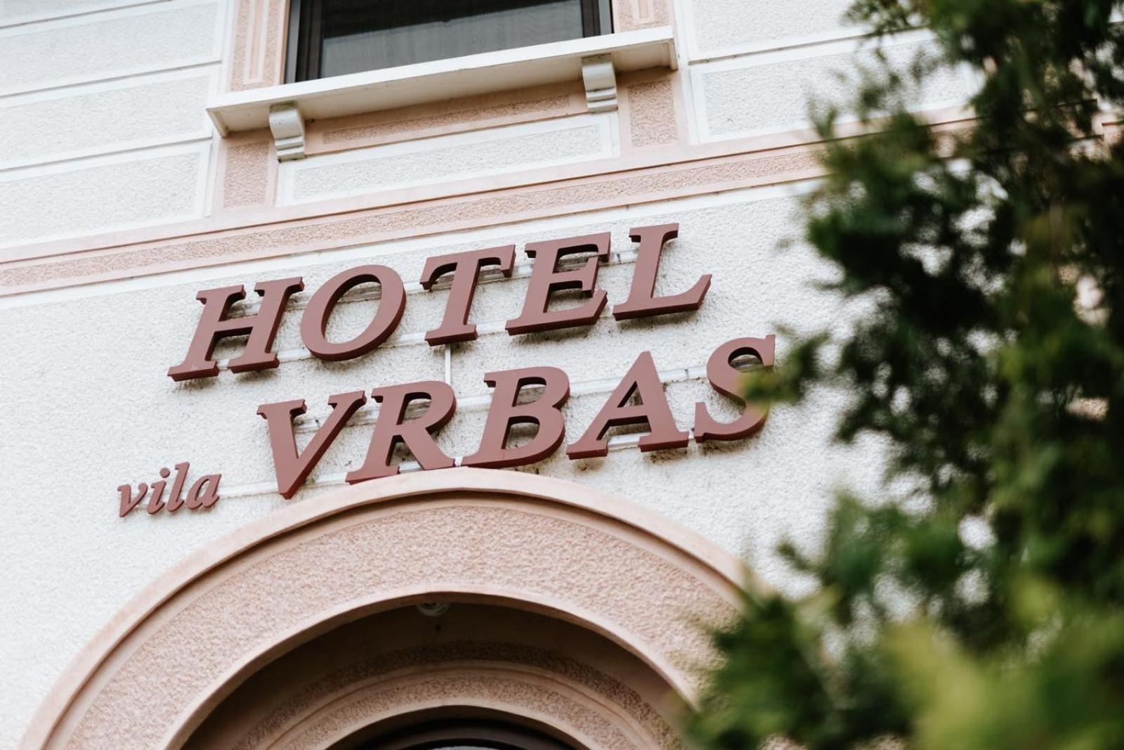 Hotel Vila Vrbas Banja Luka Esterno foto